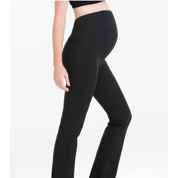 Ingrid & Isabel Maternity Active Pants - Picture 1 of 6
